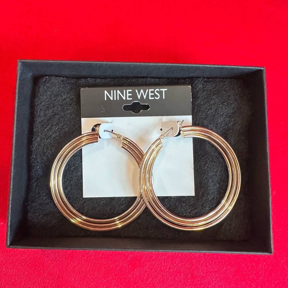 Ninewest gold grooved hoop earrings